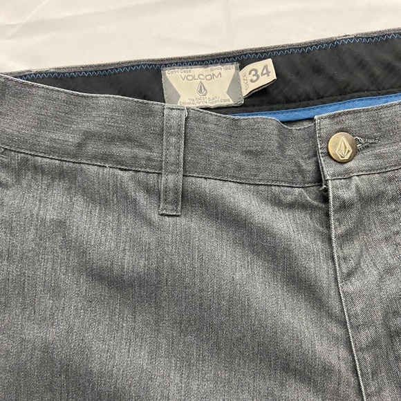 Volcom Light Gray Shorts - Picture 3 of 3